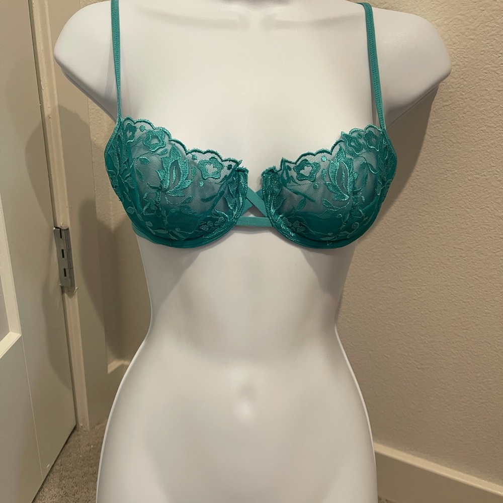 NWOT very sexy sheer lace see through bra